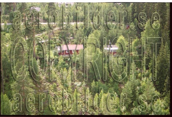 FFF 98-8916, #35. FFF 98-8916_0035 (Uppges vid kontakt med Svenska Aero-Bilder AB)