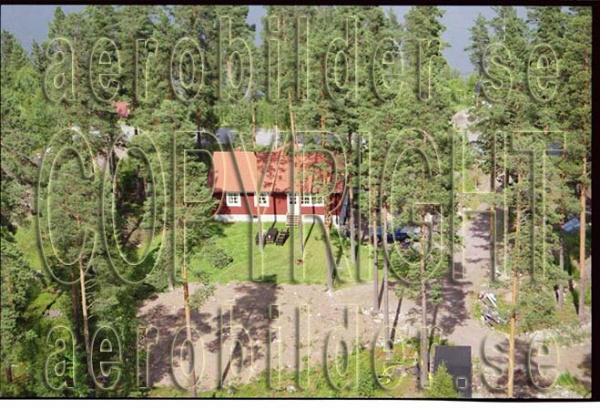 FFF 98-8917, #4. FFF 98-8917_0004 (Uppges vid kontakt med Svenska Aero-Bilder AB)