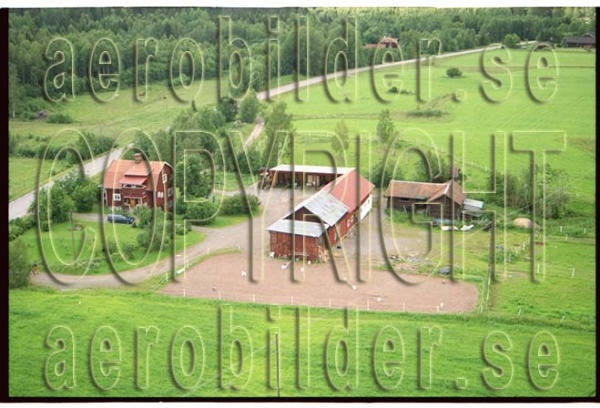 FFF 98-8917, #8. FFF 98-8917_0008 (Uppges vid kontakt med Svenska Aero-Bilder AB)