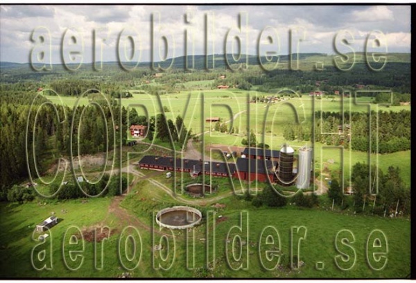 FFF 98-8917, #36. FFF 98-8917_0036 (Uppges vid kontakt med Svenska Aero-Bilder AB)