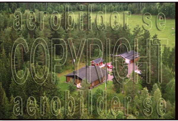 FFF 98-8918, #3. FFF 98-8918_0003 (Uppges vid kontakt med Svenska Aero-Bilder AB)