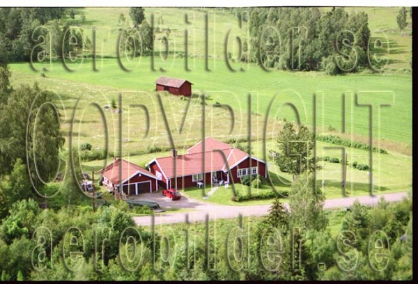 FFF 98-8918, #34. FFF 98-8918_0034 (Uppges vid kontakt med Svenska Aero-Bilder AB)