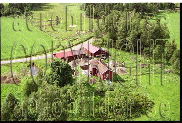 FFF 98-8918, #36. FFF 98-8918_0036 (Uppges vid kontakt med Svenska Aero-Bilder AB)