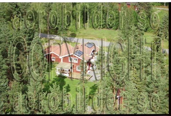 FFF 98-8919, #37. FFF 98-8919_0037 (Uppges vid kontakt med Svenska Aero-Bilder AB)