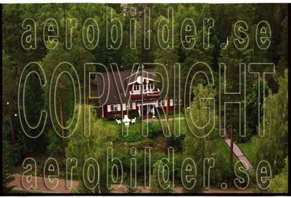 FFF 98-8921, #32. FFF 98-8921_0032 (Uppges vid kontakt med Svenska Aero-Bilder AB)