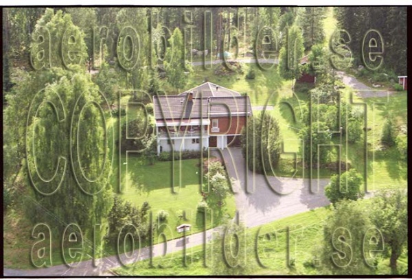 FFF 98-8923, #32. FFF 98-8923_0032 (Uppges vid kontakt med Svenska Aero-Bilder AB)