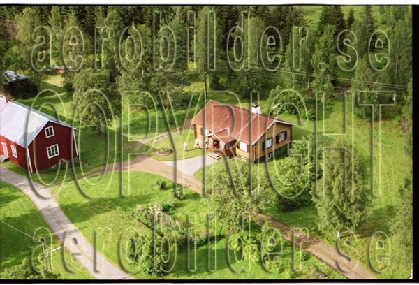 FFF 98-8923, #35. FFF 98-8923_0035 (Uppges vid kontakt med Svenska Aero-Bilder AB)