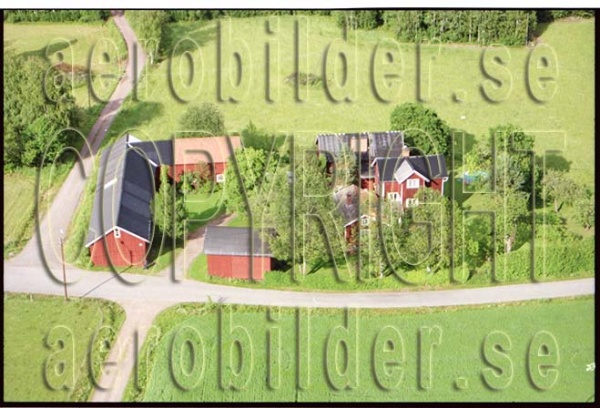 FFF 98-8924, #35. FFF 98-8924_0035 (Uppges vid kontakt med Svenska Aero-Bilder AB)