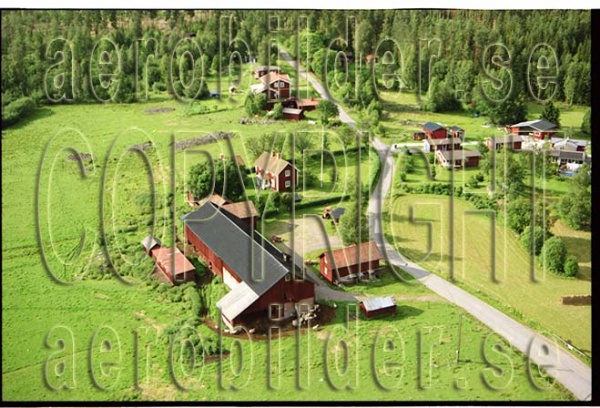 FFF 98-8924, #36. FFF 98-8924_0036 (Uppges vid kontakt med Svenska Aero-Bilder AB)