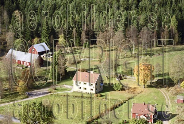 FFKV 02-211, #27. FFKV 02-211_0027 (Uppges vid kontakt med Svenska Aero-Bilder AB)