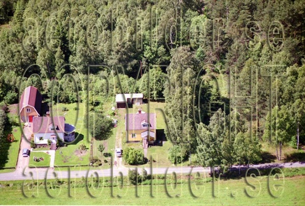 FFKV 04-030, #32. FFKV 04-030_0032 (Uppges vid kontakt med Svenska Aero-Bilder AB)