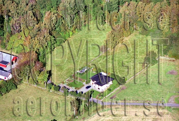 FFKV 04-094, #1. FFKV 04-094_0001 (Uppges vid kontakt med Svenska Aero-Bilder AB)