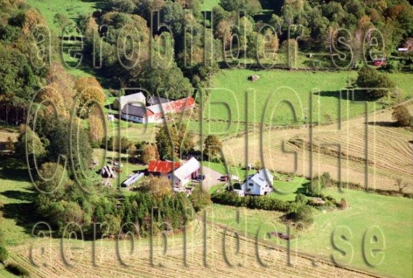 FFKV 04-098, #34. FFKV 04-098_0034 (Uppges vid kontakt med Svenska Aero-Bilder AB)