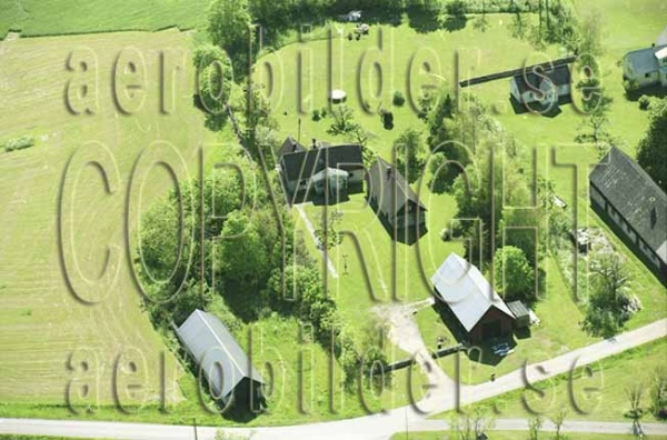 FFKV 10-031, #32. FFKV 10-031_032 (Uppges vid kontakt med Svenska Aero-Bilder AB)