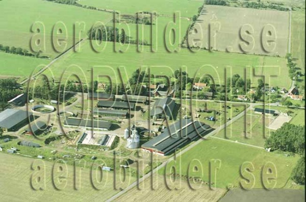 FFKV 10-069, #8. FFKV 10-069_008 (Uppges vid kontakt med Svenska Aero-Bilder AB)