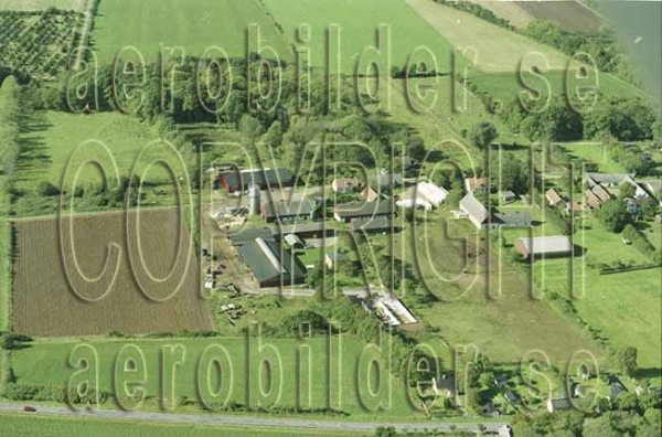 FFKV 10-071, #17. FFKV 10-071_017 (Uppges vid kontakt med Svenska Aero-Bilder AB)