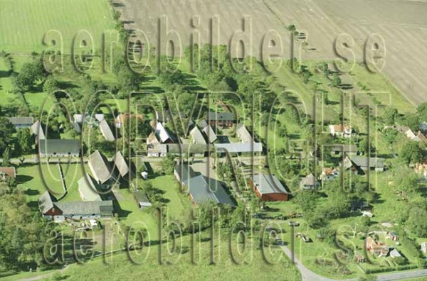 FFKV 10-073, #12. FFKV 10-073_012 (Uppges vid kontakt med Svenska Aero-Bilder AB)