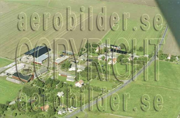 FFKV 10-074, #32. FFKV 10-074_032 (Uppges vid kontakt med Svenska Aero-Bilder AB)