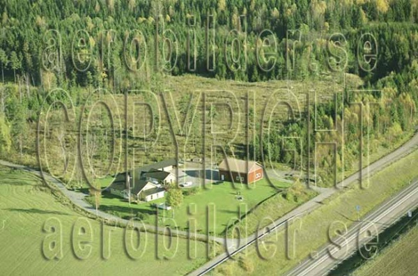 FFKV 10-089, #8. FFKV 10-089_008 (Uppges vid kontakt med Svenska Aero-Bilder AB)