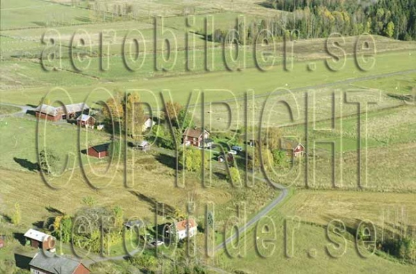 FFKV 10-089, #32. FFKV 10-089_032 (Uppges vid kontakt med Svenska Aero-Bilder AB)