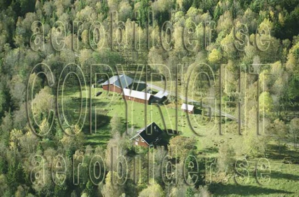 FFKV 10-101, #13. FFKV 10-101_013 (Uppges vid kontakt med Svenska Aero-Bilder AB)
