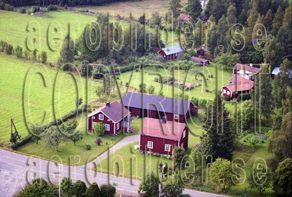 FFKV 98-630, #33. FFKV 98-630_033 (Uppges vid kontakt med Svenska Aero-Bilder AB)