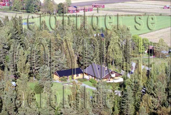 FFKV 98-635, #33. FFKV 98-635_033 (Uppges vid kontakt med Svenska Aero-Bilder AB)