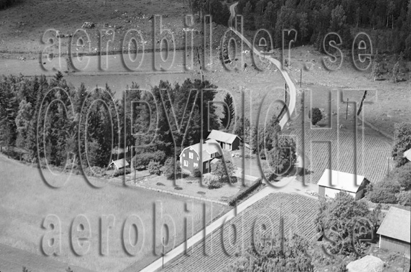 REBES 1032, #4. REBES 1032_04 (Uppges vid kontakt med Svenska Aero-Bilder AB)