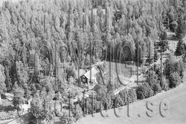 REBES 1104, #9. REBES 1104_09 B (Uppges vid kontakt med Svenska Aero-Bilder AB)