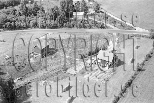REBES 1106, #4. REBES 1106_04 A (Uppges vid kontakt med Svenska Aero-Bilder AB)