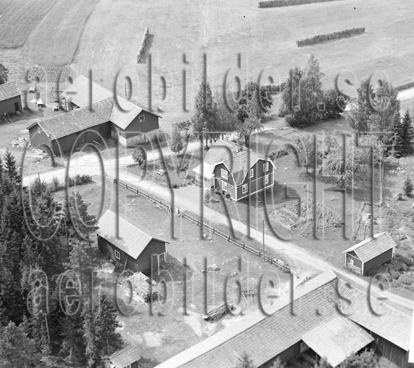 REBES 1109, #16. REBES 1109_16 B (Uppges vid kontakt med Svenska Aero-Bilder AB)